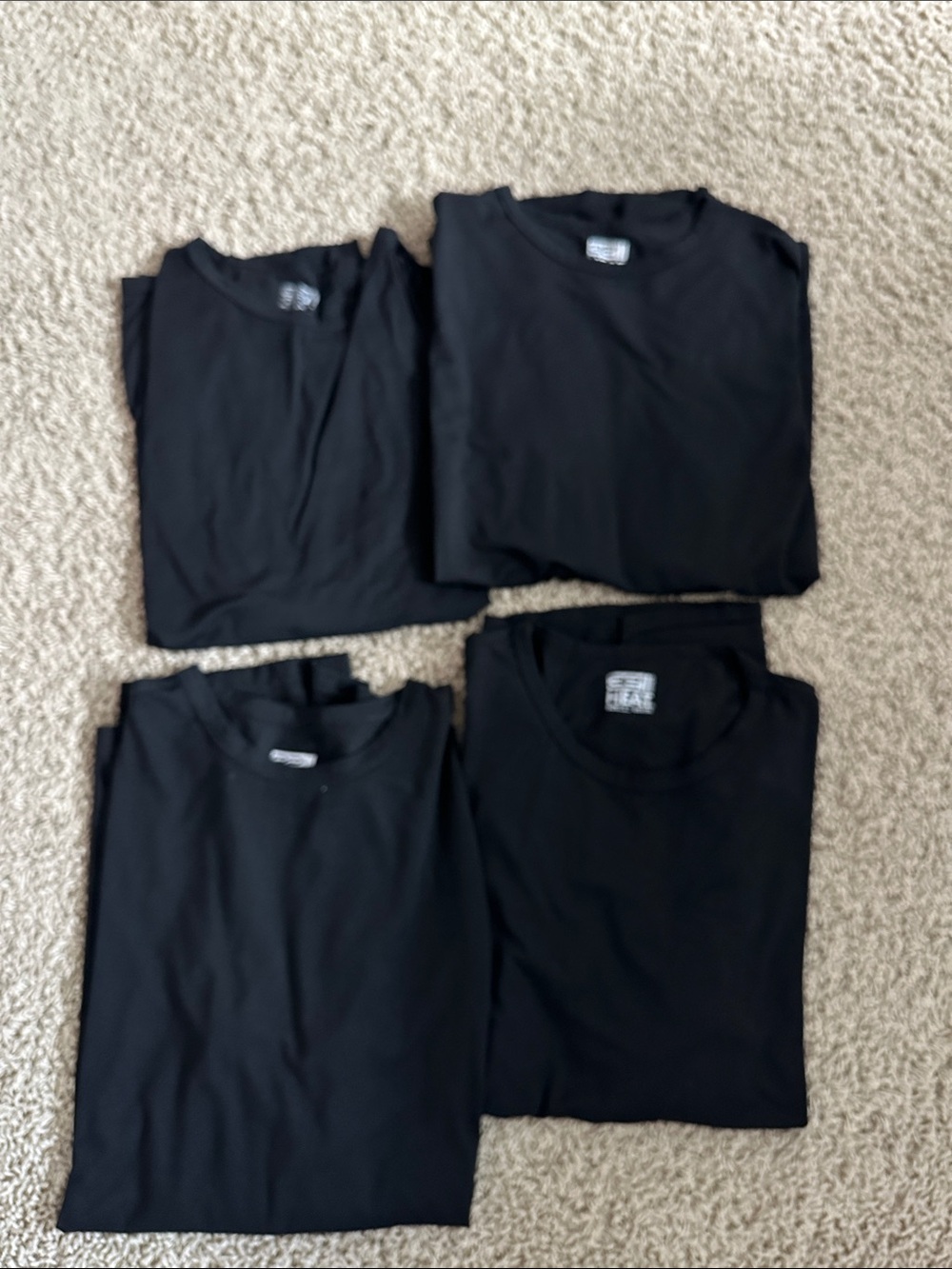 32 Degrees Men’s Long Sleeve Crew Neck Tees - Black (4-Pack)